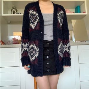 Hollister - patterned knit cardigan